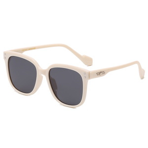 Custom Logo New Fashion Designer <b>Square</b> Unisex UV400 Light Weight PC <b>Sunglasses</b> High Quality Comfortable Orange/Gold/White Full - Product Image 3