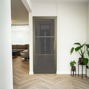 Puerta de Acero de Estilo Industrial para Loft, Ideal para Viviendas Modernas - Product Image 5
