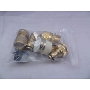 Conector de Agua Desmontable de Doble Extremo de 4/6 Puntos, Totalmente de Cobre, Conector Rápido Universal para Tuberías de Agua Estándar - Product Image 3