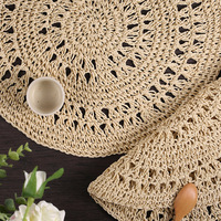 Napperons et napperons faits à la main de style bohème décor tissé en paille d'eau pour table à manger et cuisine style ferme