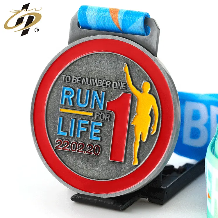 Shuanghua 3D çinko alaşım metal özel tasarım kendi madalya spor maratonu çalışan özel madalya