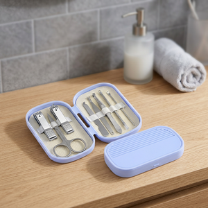 Coffret Cadeau de Manucure Classique 8 Pièces en Acier avec Coupe-Ongles, Ciseaux et Boîte de Voyage Portable pour Outils de Soins Personnels Adultes - Product Image 3