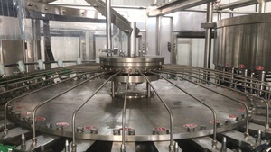 Venta directa de fábrica de pulpa de <span class=keywords><strong>mango</strong></span> jugo de llenado máquina de embalaje - Product Image 2