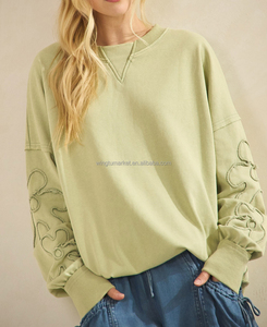 <span class=keywords><strong>Felpa</strong></span> da Donna <span class=keywords><strong>Oversize</strong></span> con Collo Tondo, Stile Americano, <span class=keywords><strong>Verde</strong></span> Salvia con Ricamo Floreale sulle Maniche, Vendita all'Ingrosso - Product Image 3