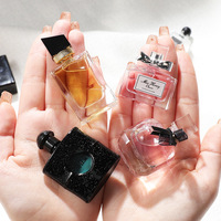 Parfum portable pour femme, fragrance 7,5 ml, No Man's Land Rose Black Opium Eau de Toilette Reverse Paris