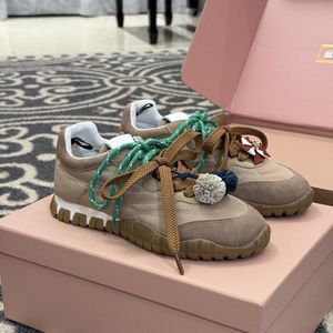 Chaussures décontractées à lacets de luxe MIU 2026, baskets pour femmes de qualité supérieure, chaussures plates tendance - Product Image 2