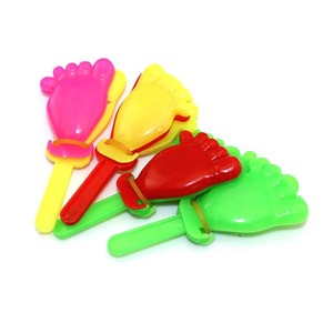 Lawaaimaker Juichen Plastic Voet Vorm <span class=keywords><strong>Hand</strong></span> Vorm <span class=keywords><strong>Hand</strong></span> Klappen Speelgoed Voor Party - Product Image 4