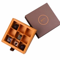 Günstige Handgefertigte Luxus-Schokoladenbox mit Papier-Trennwand und Geprägtem Design aus Guangdong