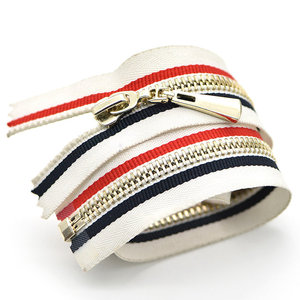 Haute qualité 5 # dentelle Y dents fermeture à glissière vers le bas veste haut accessoires fermeture à glissière à extrémité ouverte fermeture à glissière en métal autobloquante - Product Image 3