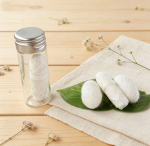 Fil dentaire 100% pure soie avec cire de Candelilla biodégradable et huile de menthe, 30m 50m, logo personnalisé, livraison rapide, vente chaude 2026 - Product Image 4