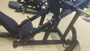 Machine de musculation professionnelle à charge libre pour presse à cuisses et <span class=keywords><strong>hack</strong></span> <span class=keywords><strong>squat</strong></span>, idéale pour les salles de sport commerciales - Product Image 3
