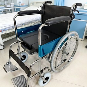 Fauteuil roulant manuel avec siège toilette pliable, léger, en acier haute teneur en carbone, pour personnes âgées et handicapées - Product Image 2
