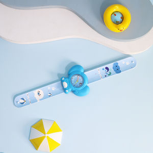 Montre à quartz Cartoon Panda pour enfants; Cadeau d'anniversaire parfait pour garçons et filles, avec bracelet en silicone et cadran - Product Image 5