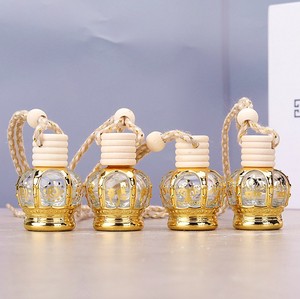 Botol <span class=keywords><strong>Diffuser</strong></span> Mobil Kaca Persegi Kosong 10ml 15ml, Botol Parfum Pengharum Mobil Isi Ulang, Liontin Botol Minyak Esensial - Product Image 1