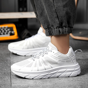 Nouvelles chaussures de sport d'extérieur de haute qualité pour hommes, chaussures décontractées très demandées, chaussures de course confortables, chaussures de sport épaisses - Product Image 1