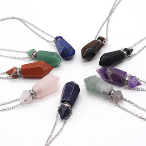 Collier pendentif en cristal de forme de balle personnalisé, flacon de <span class=keywords><strong>parfum</strong></span>, huile d'aromathérapie avec pierre naturelle en jade, bijoux uniques - Product Image 1