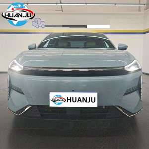 Debe <span class=keywords><strong>Comprar</strong></span> Auto Usado 2024 Geely Galaxy L6 1.5T 125km PLUS LHD Automático Híbrido Enchufable Sedán de Alta Configuración - Product Image 3