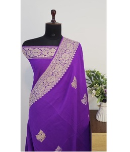 Sari Banarasi 100% Puro, Hecho a Mano, de Chifón Monga, con Intrincada Tejeduría Zari Buta, Lujosa Caída, Compre en Banaras - Product Image 1