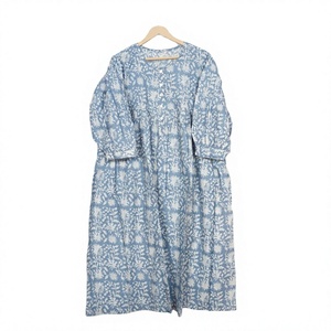Robe de soirée élégante pour femmes en coton d'été Style midi traditionnel Manches 3/4 Col rond Durable élégante Écologique A-ligne - Product Image 1