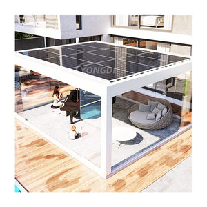 Pergola da Esterno Personalizzata in Alluminio con Tenda Oscurante Nera Antipioggia, Finiture in Legno, Chiusura Elettrica e Porta Scorrevole in Vetro - Product Image 5