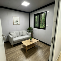 Maisonnette préfabriquée moderne de luxe en acier extensible avec terrasse étanche et porte vitrée pour villa et chambre à coucher