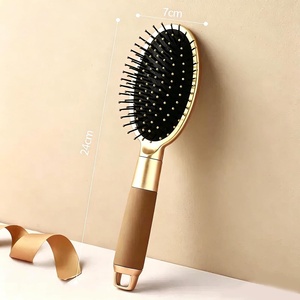 Juego de cepillos para el cabello de lujo chapados en oro ABS con logotipo privado personalizado al por mayor, juego de cepillos y peines mate antienredos populares en Europa - Product Image 3