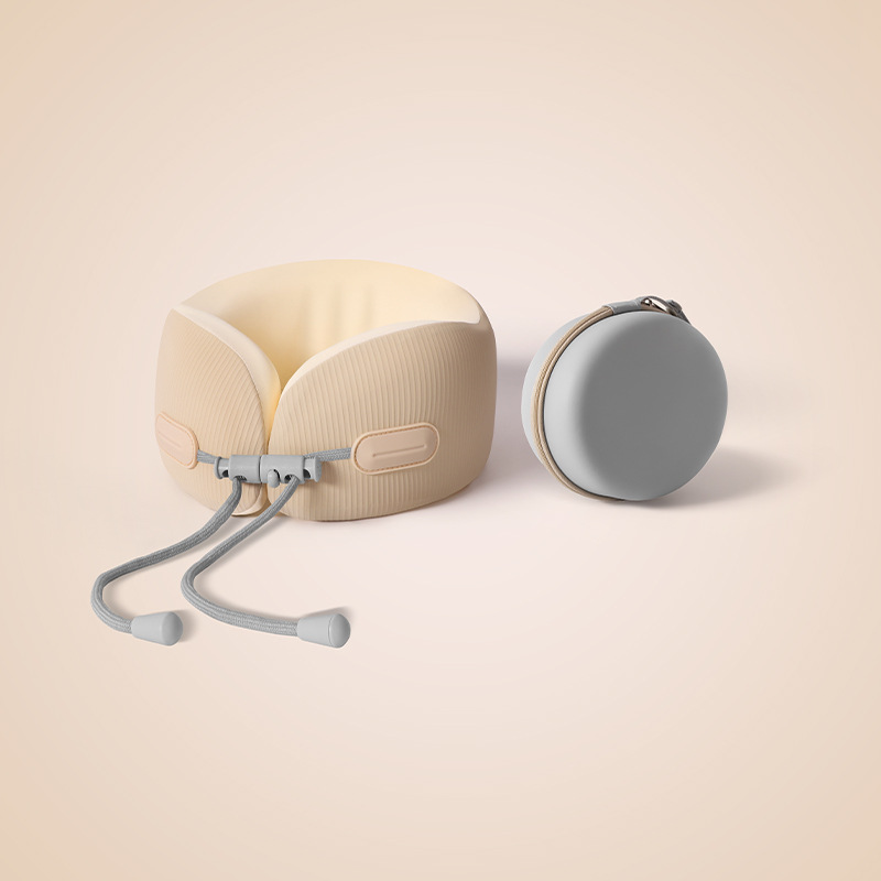 หมอนสีเบจ + ถุง EVA สีเทา