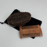 Ensemble de soins de la barbe pour homme en bois de hêtre de haute qualité, brosse à barbe en poils de cheval, peigne, brosse à raser et kit de toilettage pour homme