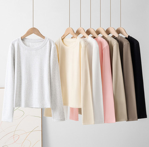 เสื้อยืดแขนยาวสีขาว 230 กรัม ผ้าฝ้าย 91.5% ผ้ายืด 8.5% ทรงเข้ารูป คอกลม สำหรับผู้หญิง - Product Image 5