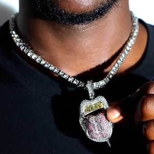 Colgante Hip Hop con diseño de boca y lengua, personalizado, chapado en oro, engaste de engaste de puntas, plata 925, moissanita, estilo 'Iced Out' para conciertos, joyería fina - Product Image 3