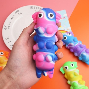 Nouveau Bestseller transfrontalier Modèle Salamandre créatif 3D anti-stress, anti-rongeurs, en EVA à bulles, avec ventouse et fonction de rebond à presser - Product Image 1