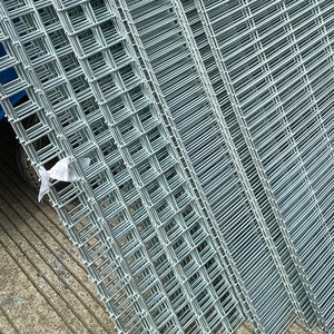Grille soudée électrogalvanisée à mailles carrées pour séparateur d'aquarium, cage à poissons, services de pliage et de découpe - Product Image 2