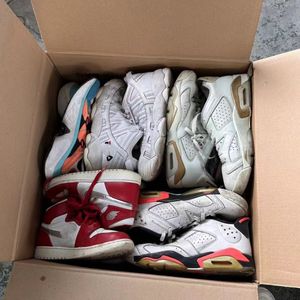Stock de liquidation, lots de chaussures de <span class=keywords><strong>basket</strong></span>-ball de <span class=keywords><strong>marque</strong></span> chinoise d'occasion, 24 paires par sac, chaussures d'occasion en vrac - Product Image 5