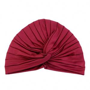 Turban torsadé en polyester le plus vendu Casquette de chimio de couleur unie Soins des cheveux Bandeaux élastiques de style plissé - Product Image 5