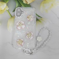 Coque de téléphone motif trèfle porte-bonheur pour iPhone 17 16 15 14 13 12 11, motif coquille scintillante avec protection d'objectif surélevée pour filles Samsung