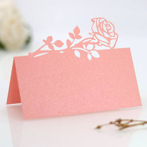 การ์ดตั้งโต๊ะงานแต่งงาน/วันแม่ แบบขายส่ง เป็นมิตรกับสิ่งแวดล้อม ดีไซน์ทันสมัย ลายดอกไม้ ตัดด้วยเลเซอร์ ใช้เป็นป้ายชื่อแขก - Product Image 6