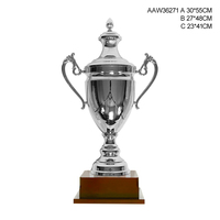 Trophées Coupes Métalliques Personnalisés en Gros, Récompenses 3D Dorées de Style Traditionnel Plaqué Fer avec Impression Numérique Offset, Plaques Sportives