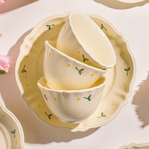 Cream-style Tulip-Shaped Underglaze Decoration <b>Microwave</b> Safe Modern Minimalist Breakfast Dessert Salad Rice Bowl Deep Plate - Product Image 2