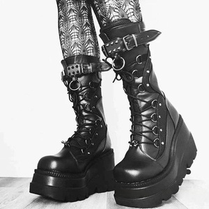 Bottes Gothiques à <span class=keywords><strong>Plateforme</strong></span> Mi-Mollet, Style Punk, Semelle Épaisse, avec Boucle et Anneau Métallique, Taille Plus, Personnalisables - Product Image 4