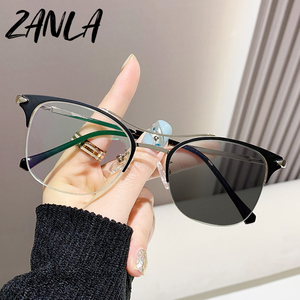 Kacamata miopi wanita, lensa mata <span class=keywords><strong>Retro</strong></span> Fashion romik bingkai persegi bergaya antik pemblokir cahaya biru untuk perempuan 2024 - Product Image 4
