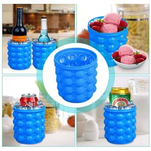 Moule à glaçons rond en silicone pour <span class=keywords><strong>vin</strong></span>, bière et glace, 40 cubes, avec gobelet en PP et entonnoir en silicone - Product Image 3