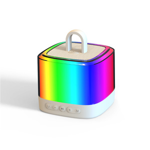 Xách tay loa không dây với đa-màu LED chiếu sáng giá rẻ Mini Karaoke <span class=keywords><strong>Bluetooth</strong></span> Loa cho ca hát KTV loa với <span class=keywords><strong>Mic</strong></span> - Product Image 5