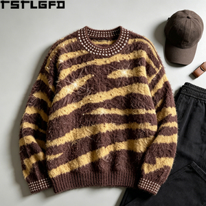 Pull en tricot personnalisé à strass, motif zèbre marron, col rond, style streetwear, vente en gros - Product Image 4