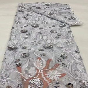 130 Cm Brede Milieuvriendelijke Wateroplosbare Geborduurde Pailletten Kant Stof 100% Polyester Voor Meisjes Trouwjurken - Product Image 1