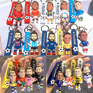Porte-clés personnalisé en métal et PVC, figurine de dessin animé de star de football, pendentif pour sac à dos, cadeau d'anniversaire - Product Image 1