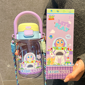 <span class=keywords><strong>Borraccia</strong></span> per <span class=keywords><strong>Bambini</strong></span> Disney Toy Story da 730ml, in Plastica Ecologica, <span class=keywords><strong>con</strong></span> <span class=keywords><strong>Cannuccia</strong></span>, Ideale per Regali e Uso Domestico - Product Image 1