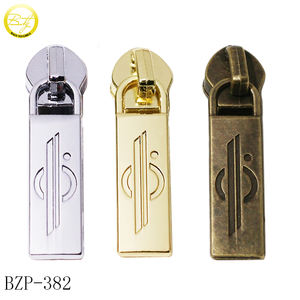 علامات سحب أسماء محفورة مخصصة ، علامات النسيج المنزلي ، شعار مستطيلي الشكل ، أكياس سحاب معدني - Product Image 1