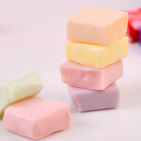 Op Maat Gemaakte Kubusvormige Oranje Aardbei Druivenfruit Smaak Taai Gummy Halal Zacht Snoep Snoep