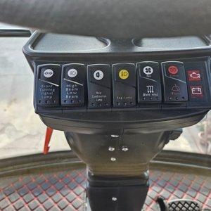 Pulverizador Autopropulsado de Gran Capacidad 4000L con Bomba de Diafragma de Alta Presión, Pulverizador para Caña de Azúcar y Maíz con Brazo de 25m - Product Image 4
