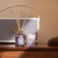 Coffret Cadeau d'Aromathérapie en Rotin et Verre, Bougie Parfumée Désodorisante Sans Alcool, Livraison Transfrontalière en 15-30 Jours, Souvenir Imprimé